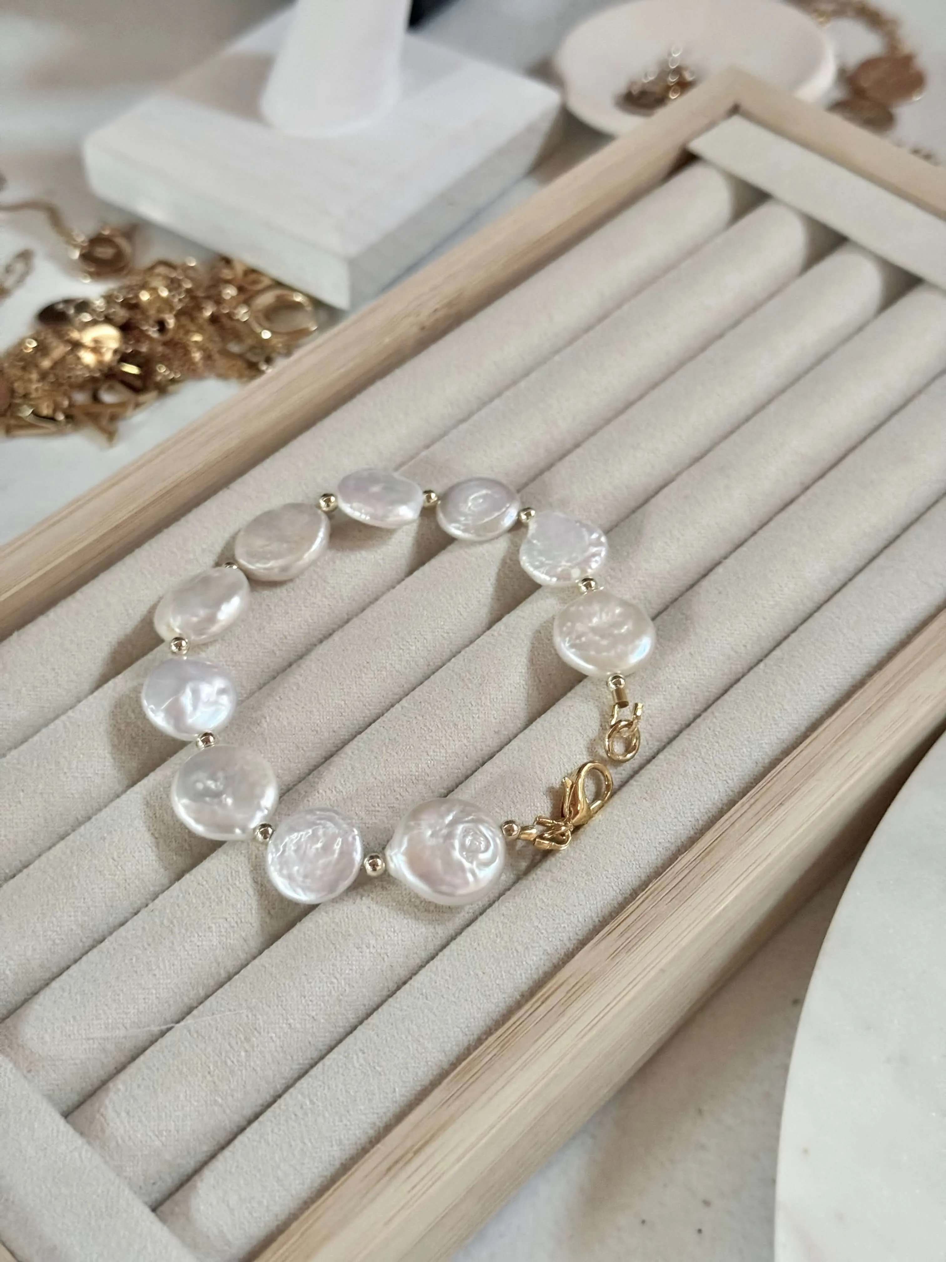 Coin Pearls Bracelet