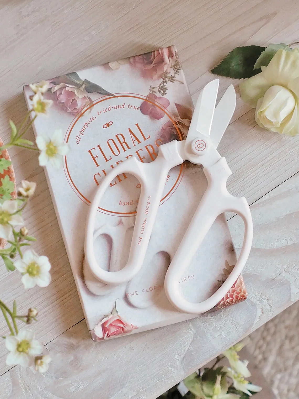 Floral Clippers